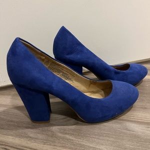 Blue suede heels